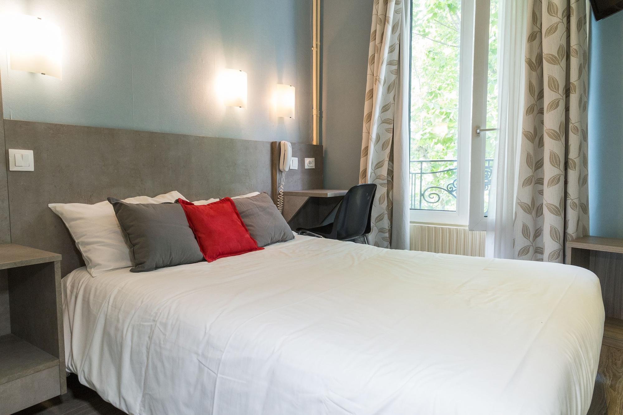 Panam Hotel Paris Gambetta- Place Gambetta-Mairie Du 20 Emme מראה חיצוני תמונה