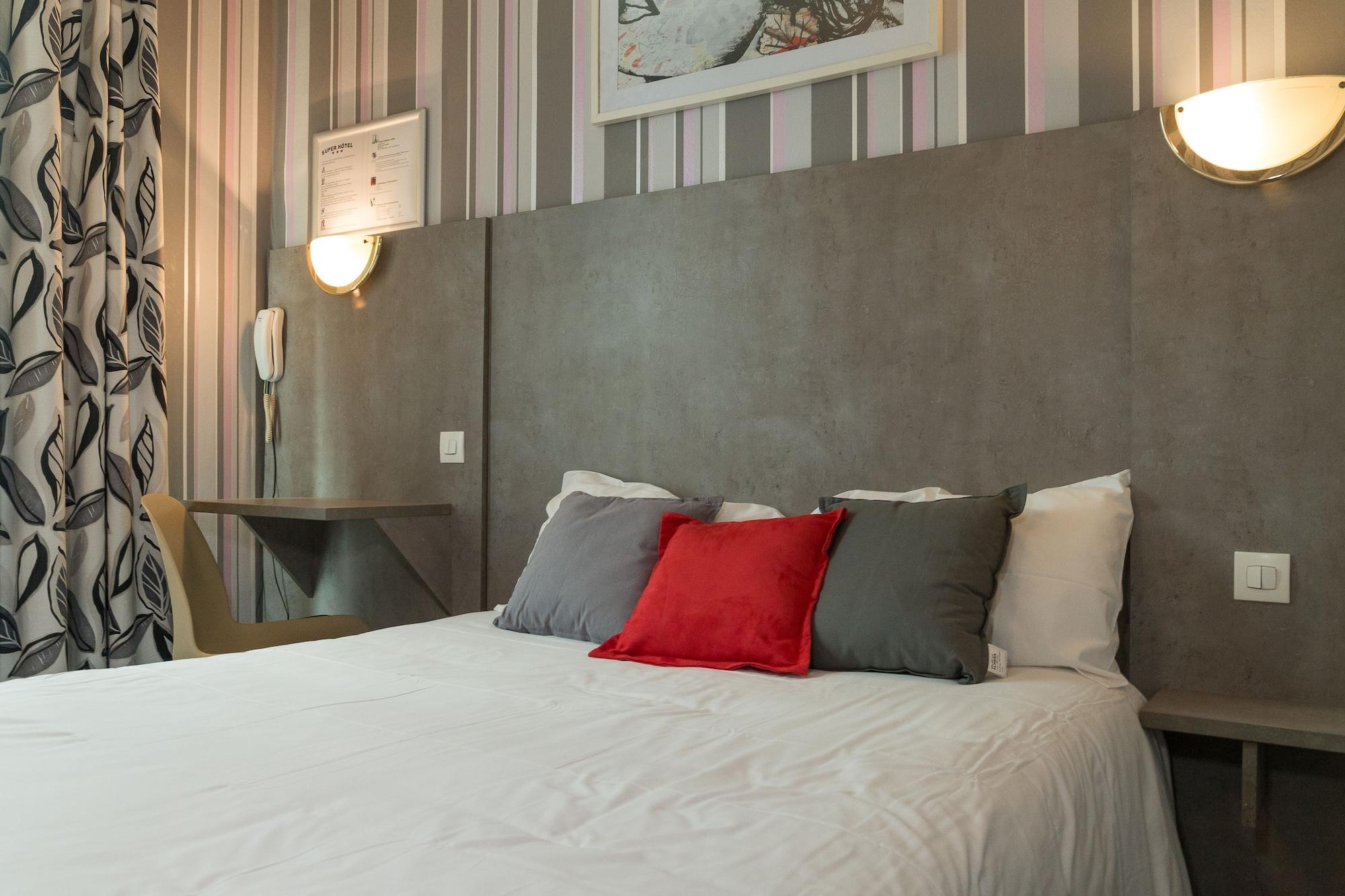Panam Hotel Paris Gambetta- Place Gambetta-Mairie Du 20 Emme מראה חיצוני תמונה