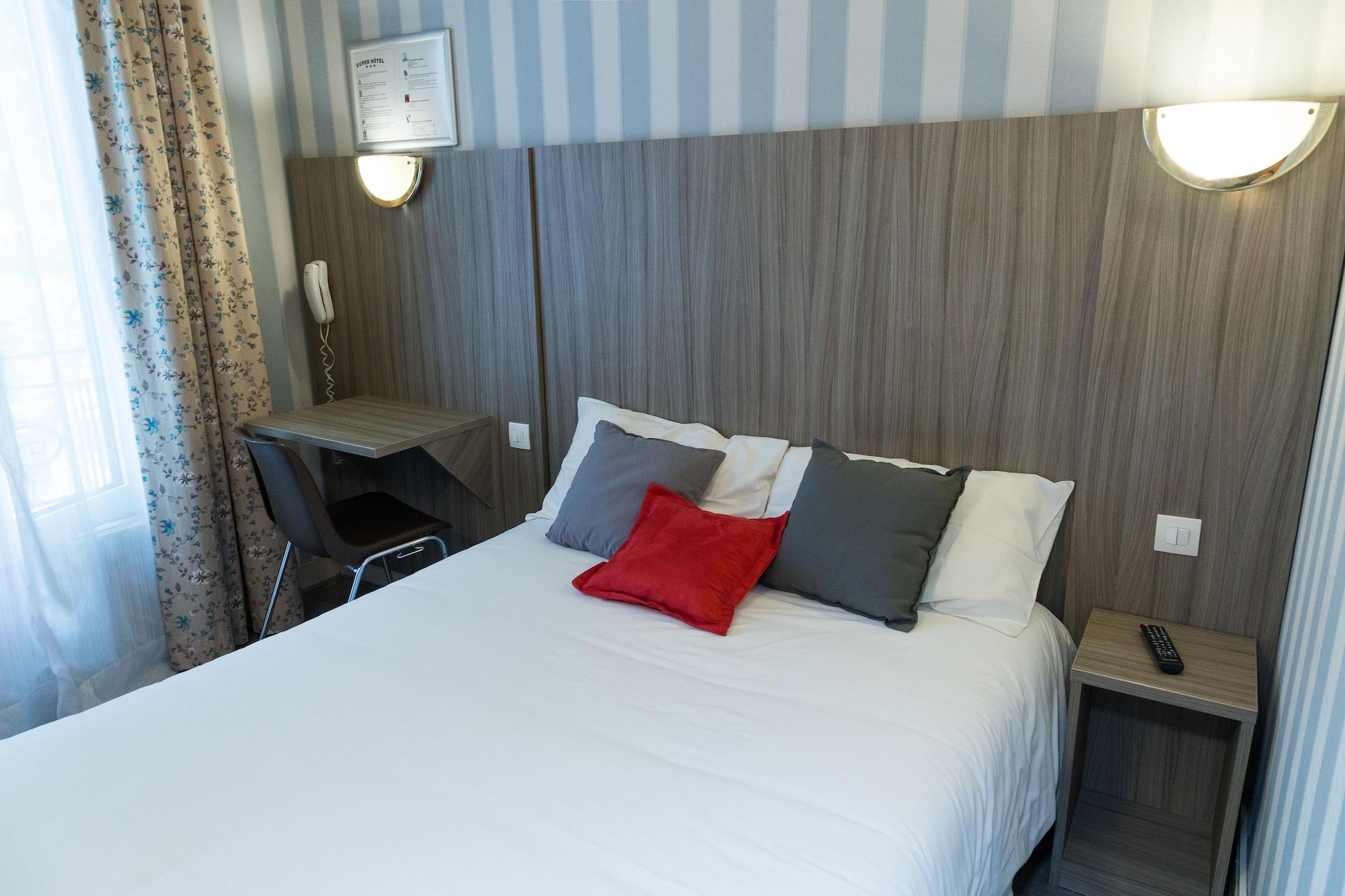 Panam Hotel Paris Gambetta- Place Gambetta-Mairie Du 20 Emme מראה חיצוני תמונה