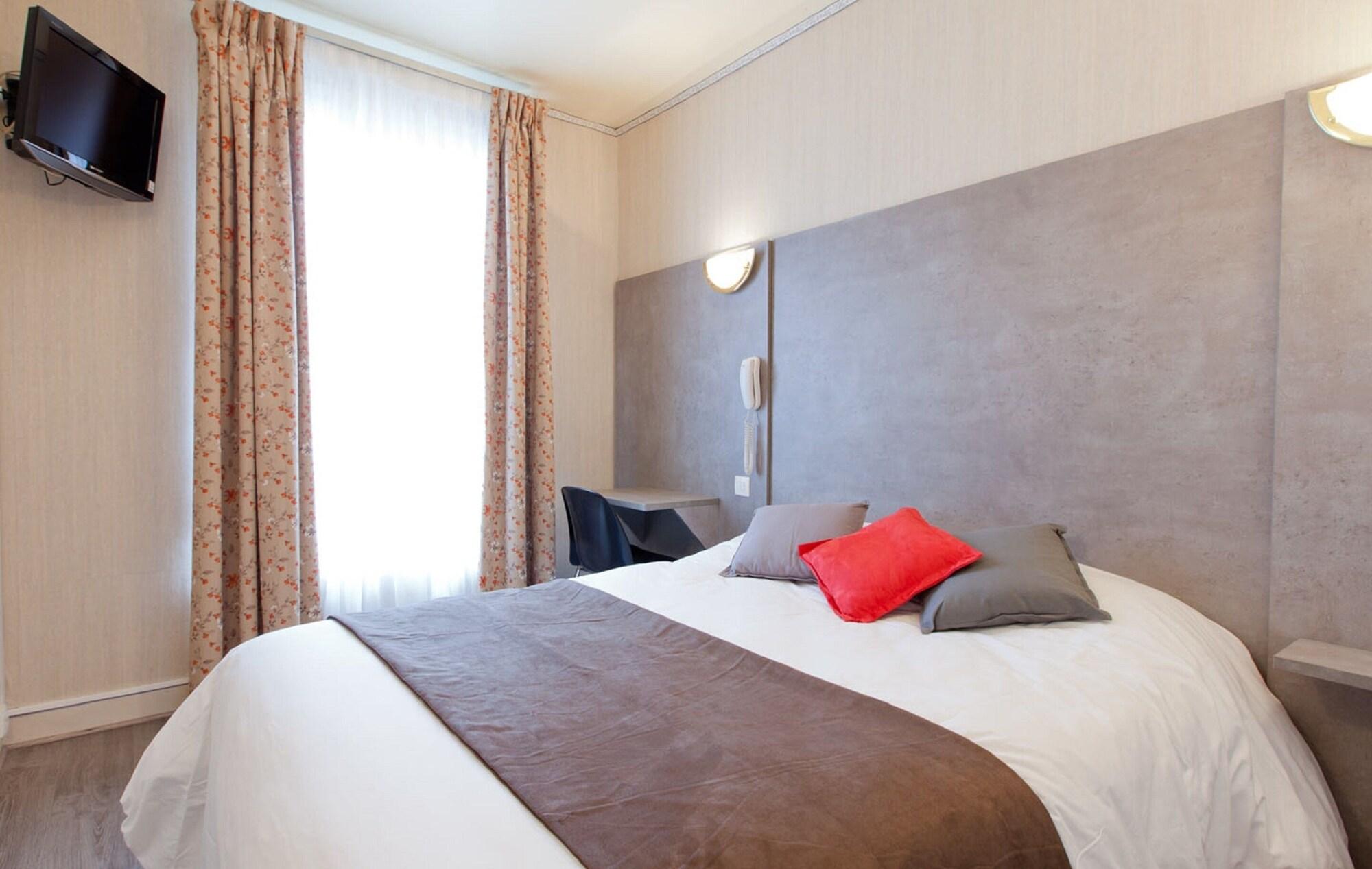 Panam Hotel Paris Gambetta- Place Gambetta-Mairie Du 20 Emme מראה חיצוני תמונה