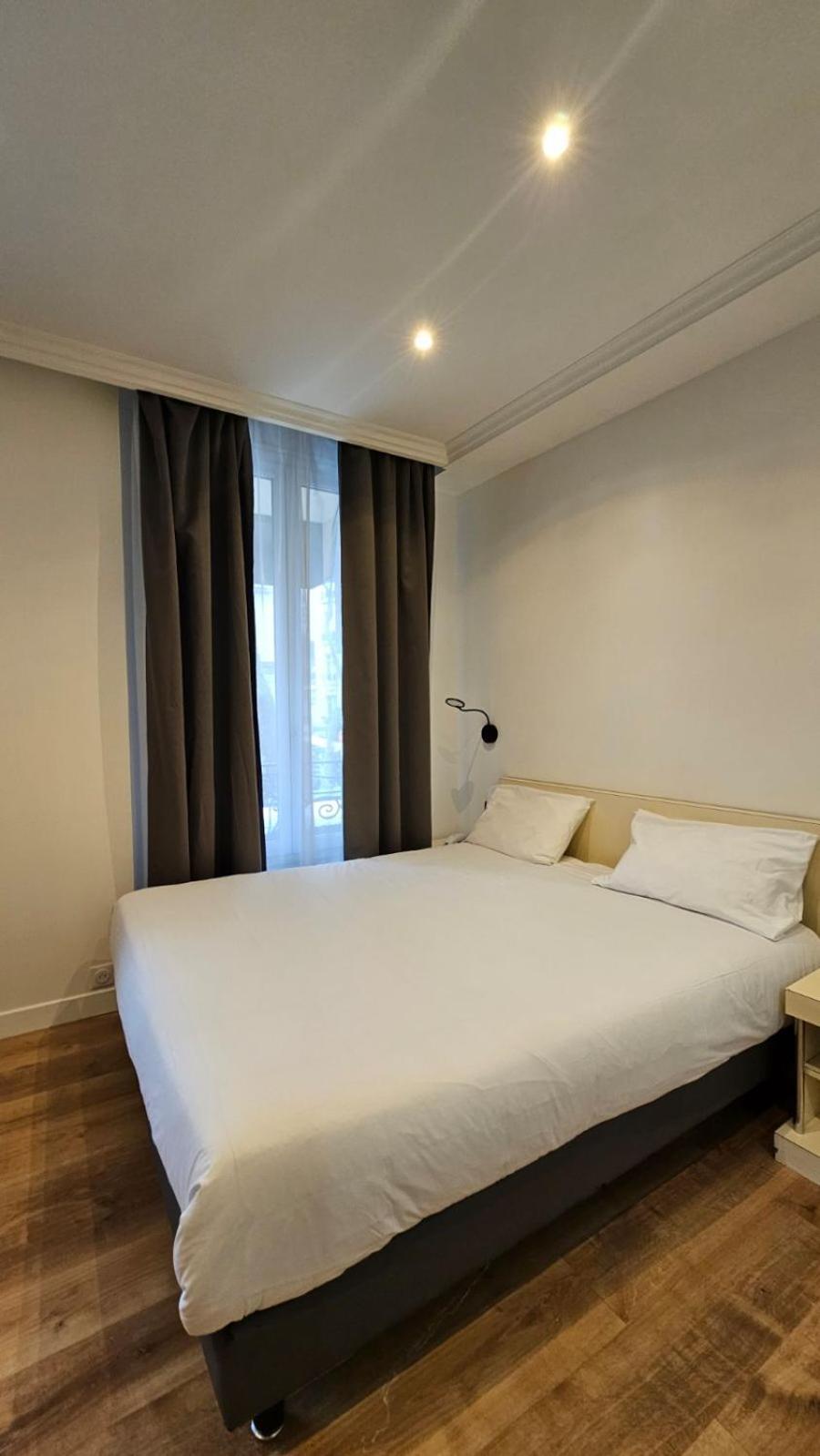 Panam Hotel Paris Gambetta- Place Gambetta-Mairie Du 20 Emme מראה חיצוני תמונה
