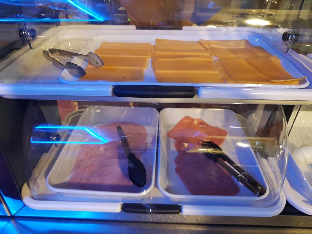 Panam Hotel Paris Gambetta- Place Gambetta-Mairie Du 20 Emme מראה חיצוני תמונה