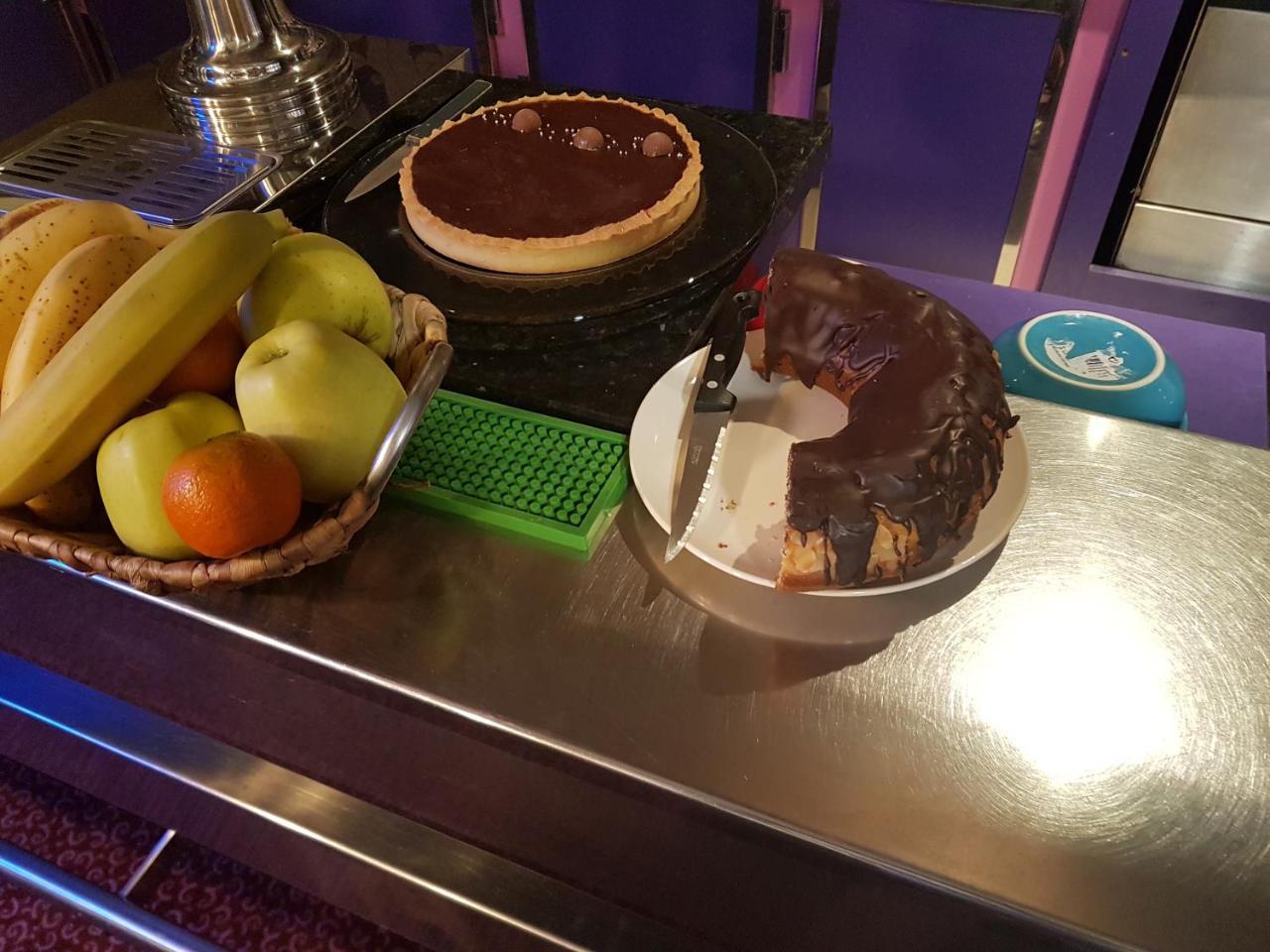 Panam Hotel Paris Gambetta- Place Gambetta-Mairie Du 20 Emme מראה חיצוני תמונה