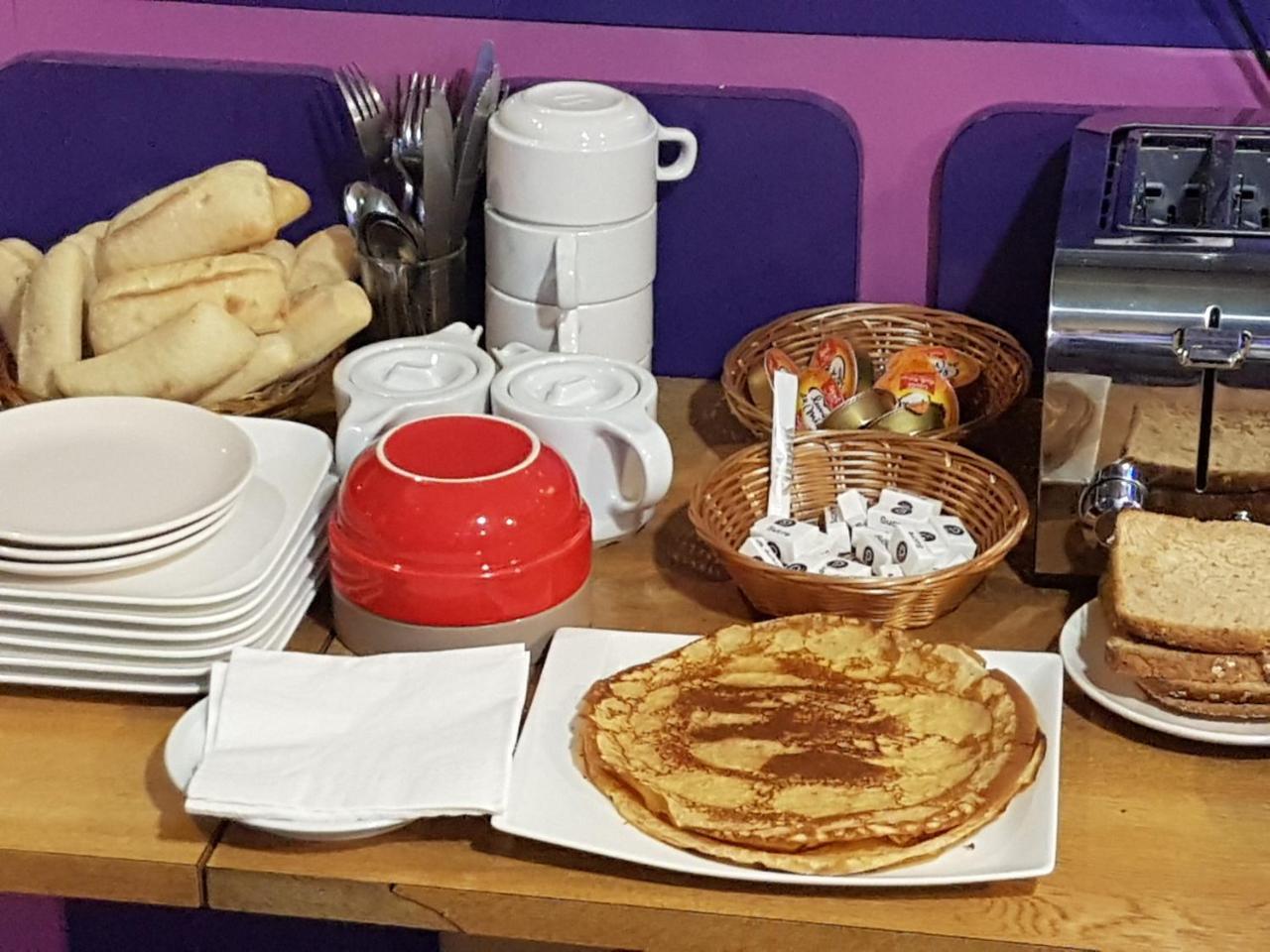 Panam Hotel Paris Gambetta- Place Gambetta-Mairie Du 20 Emme מראה חיצוני תמונה