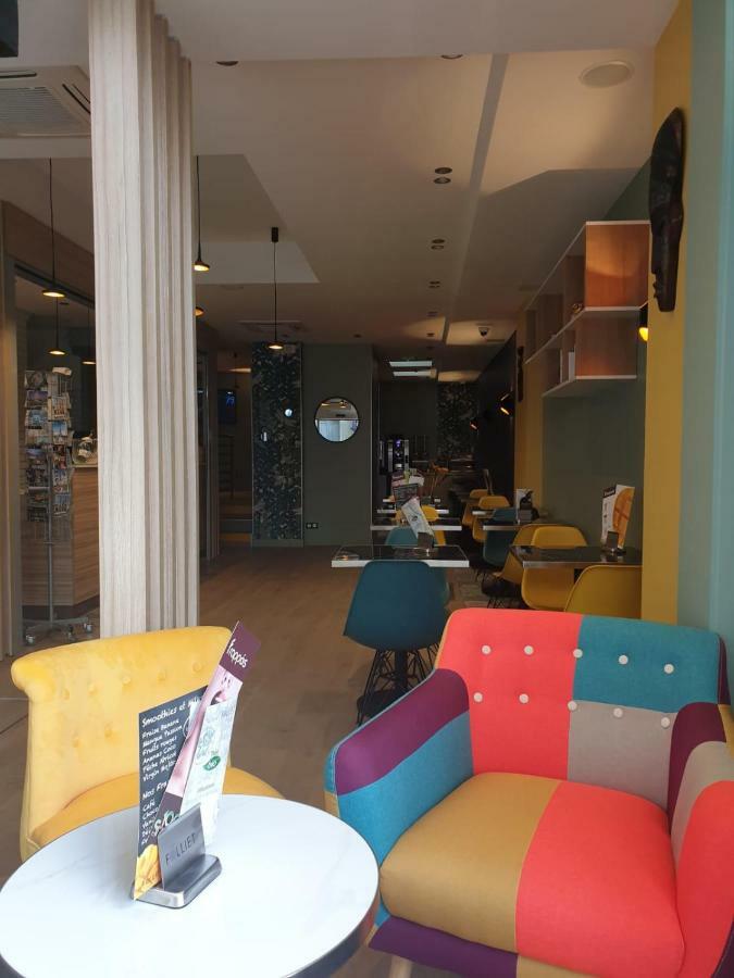 Panam Hotel Paris Gambetta- Place Gambetta-Mairie Du 20 Emme מראה חיצוני תמונה